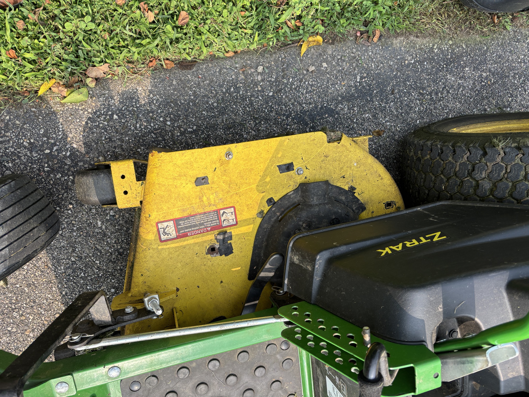 Used 2017 John Deere Z540R Zero Turn Mowers at Koenig Equipment in Richmond, IN - PhotoXL7