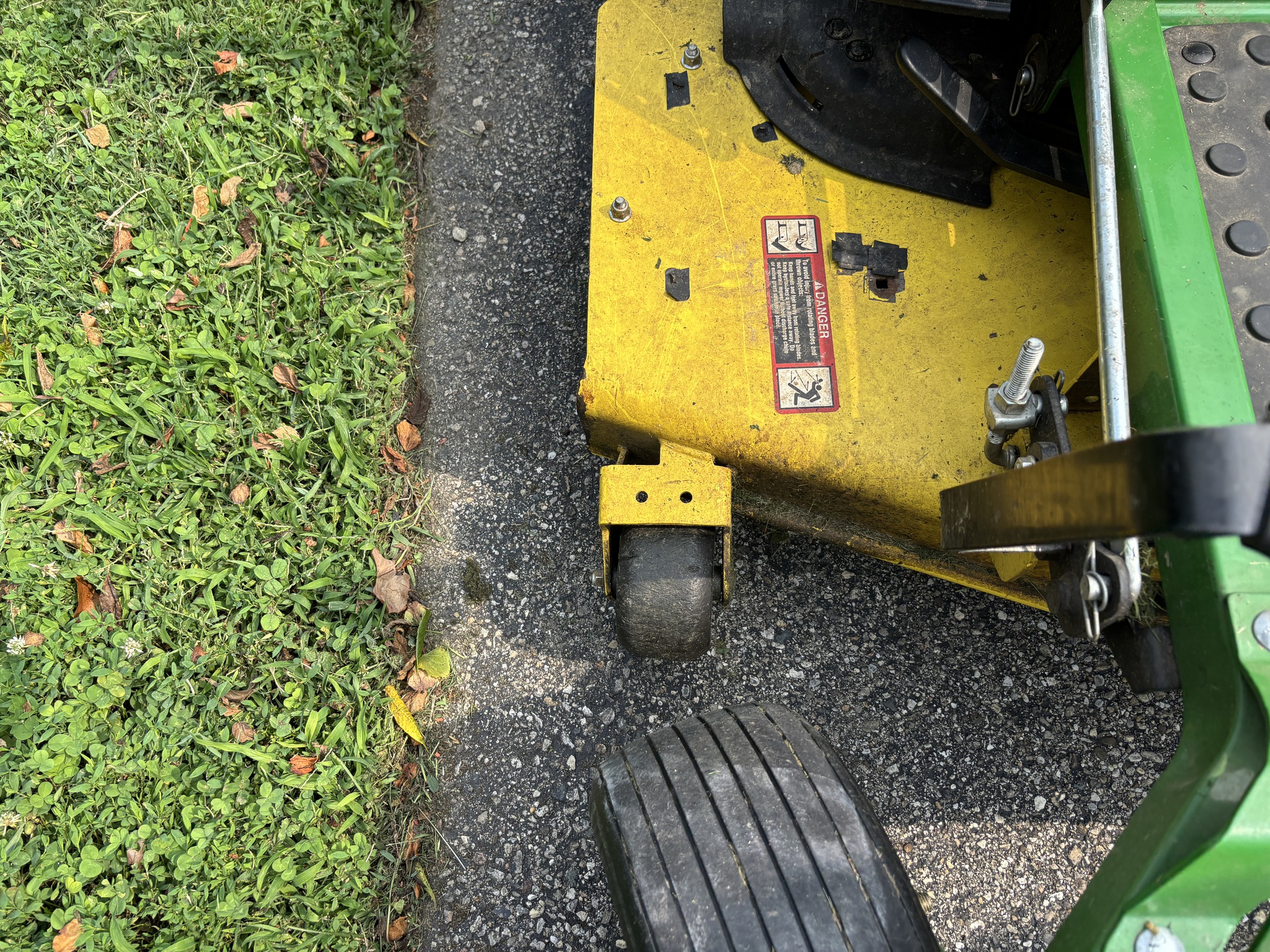 Used 2017 John Deere Z540R Zero Turn Mowers at Koenig Equipment in Richmond, IN - PhotoXL11