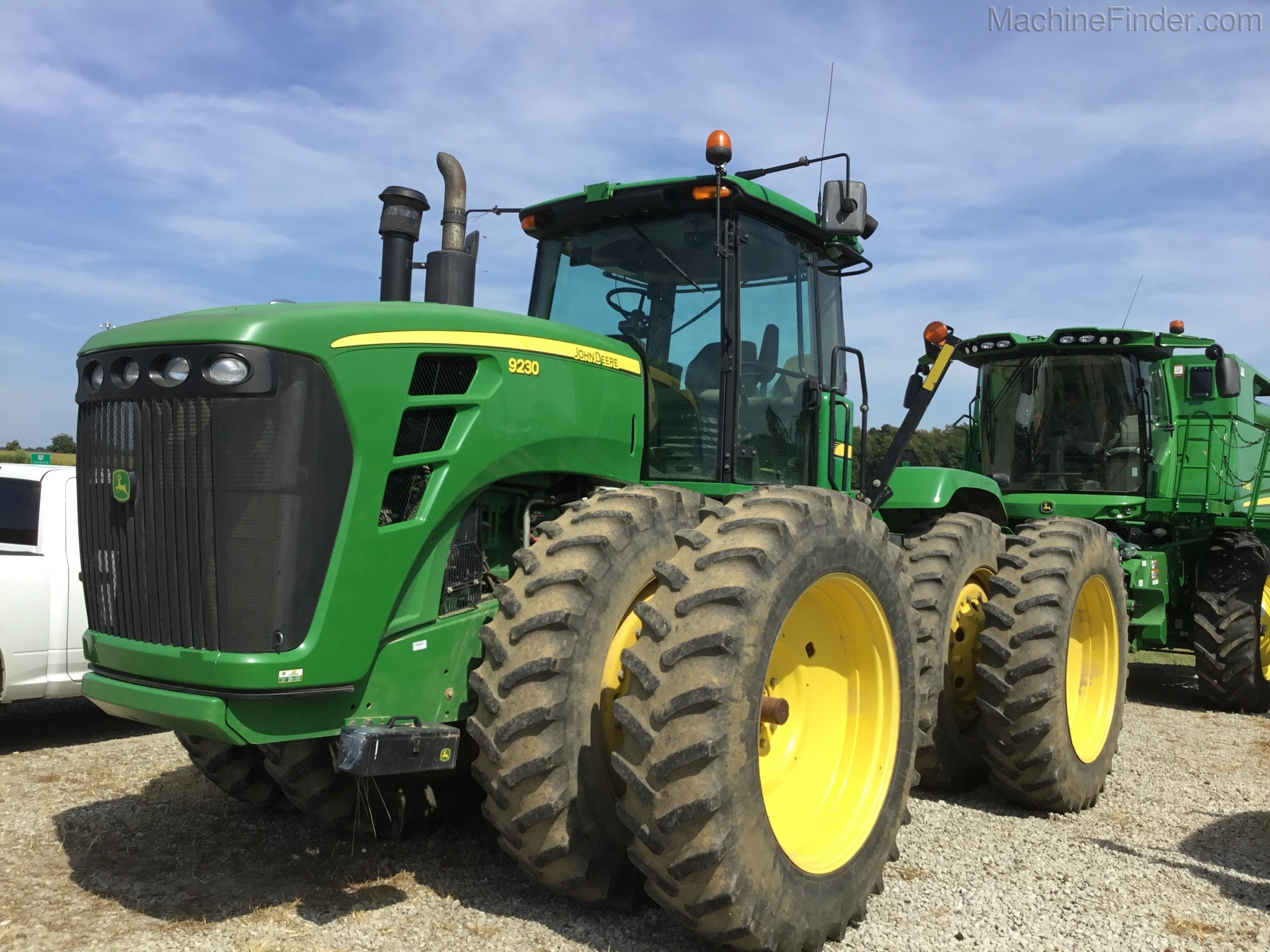 2007 John Deere 9230 Image 13