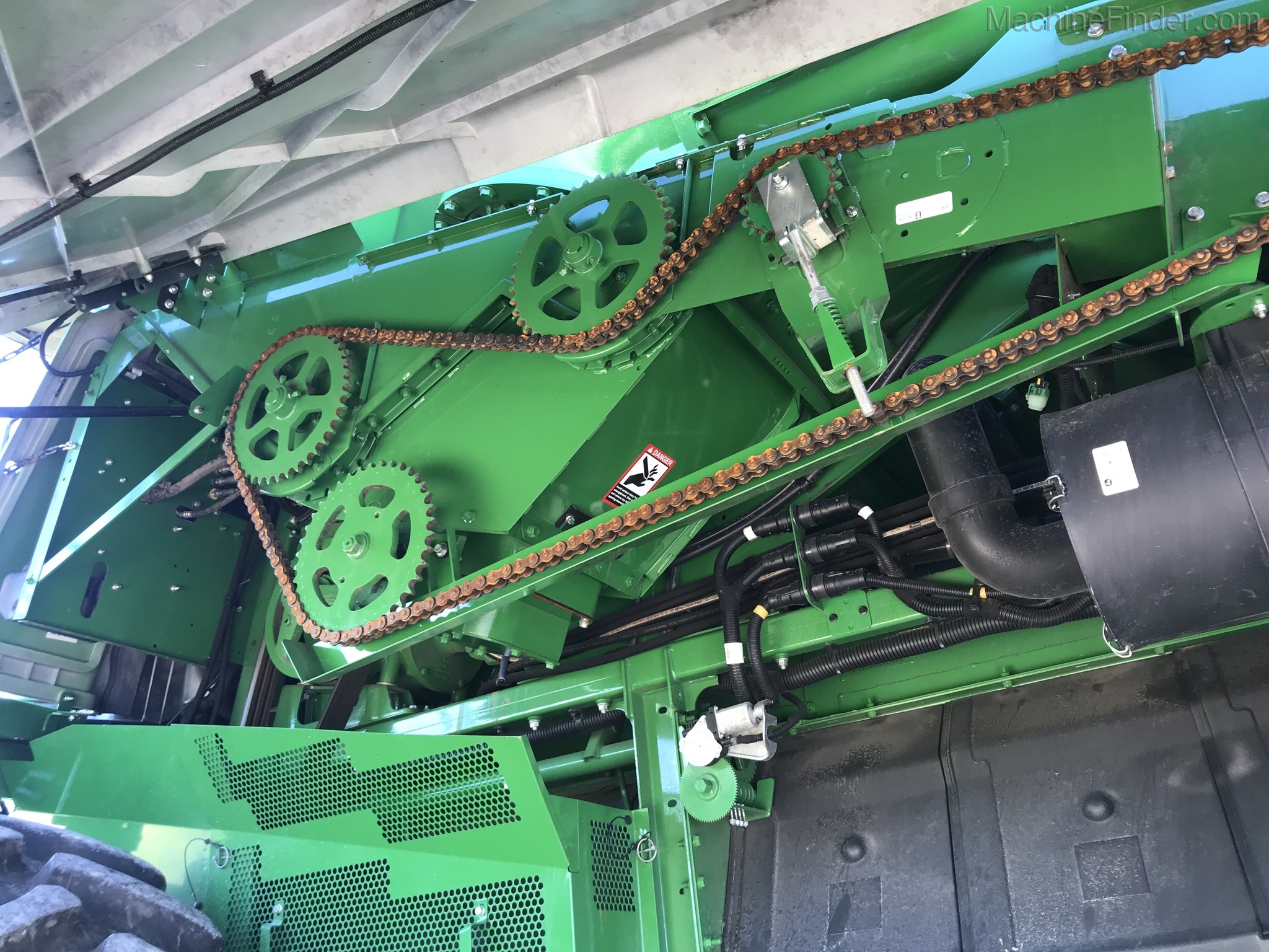 2019 John Deere S780 Image 12