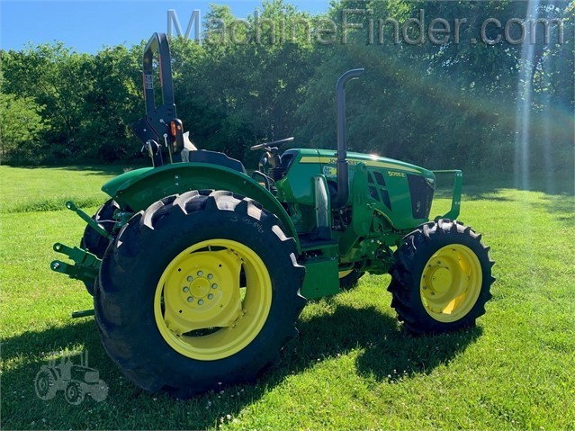 2020 John Deere 5055E Image 7