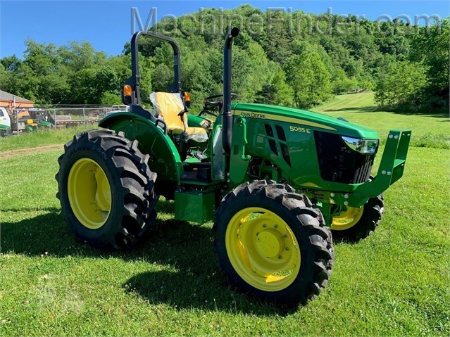 2020 John Deere 5055E Image 1