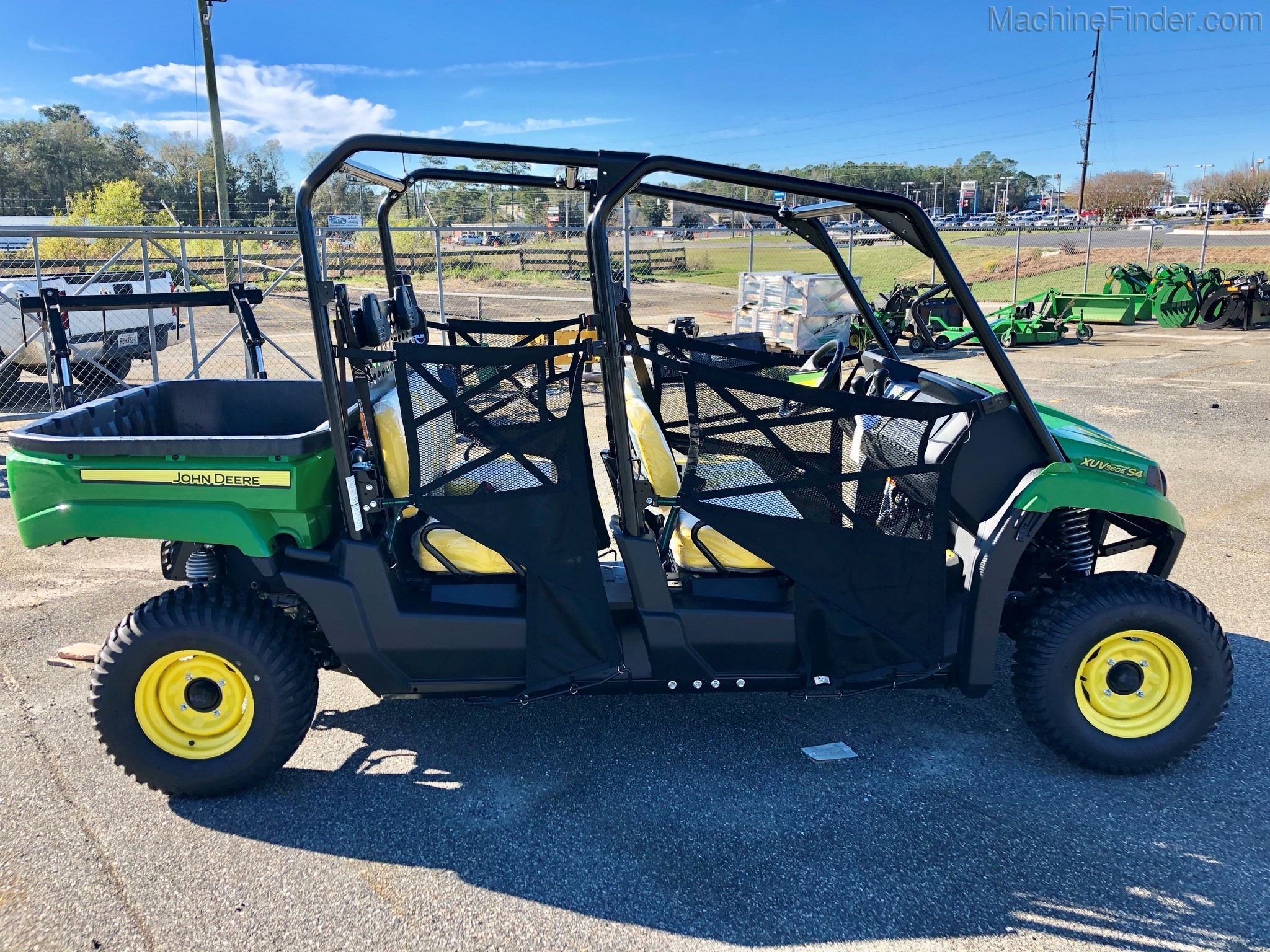 2020 John Deere 560ES4 Image 2