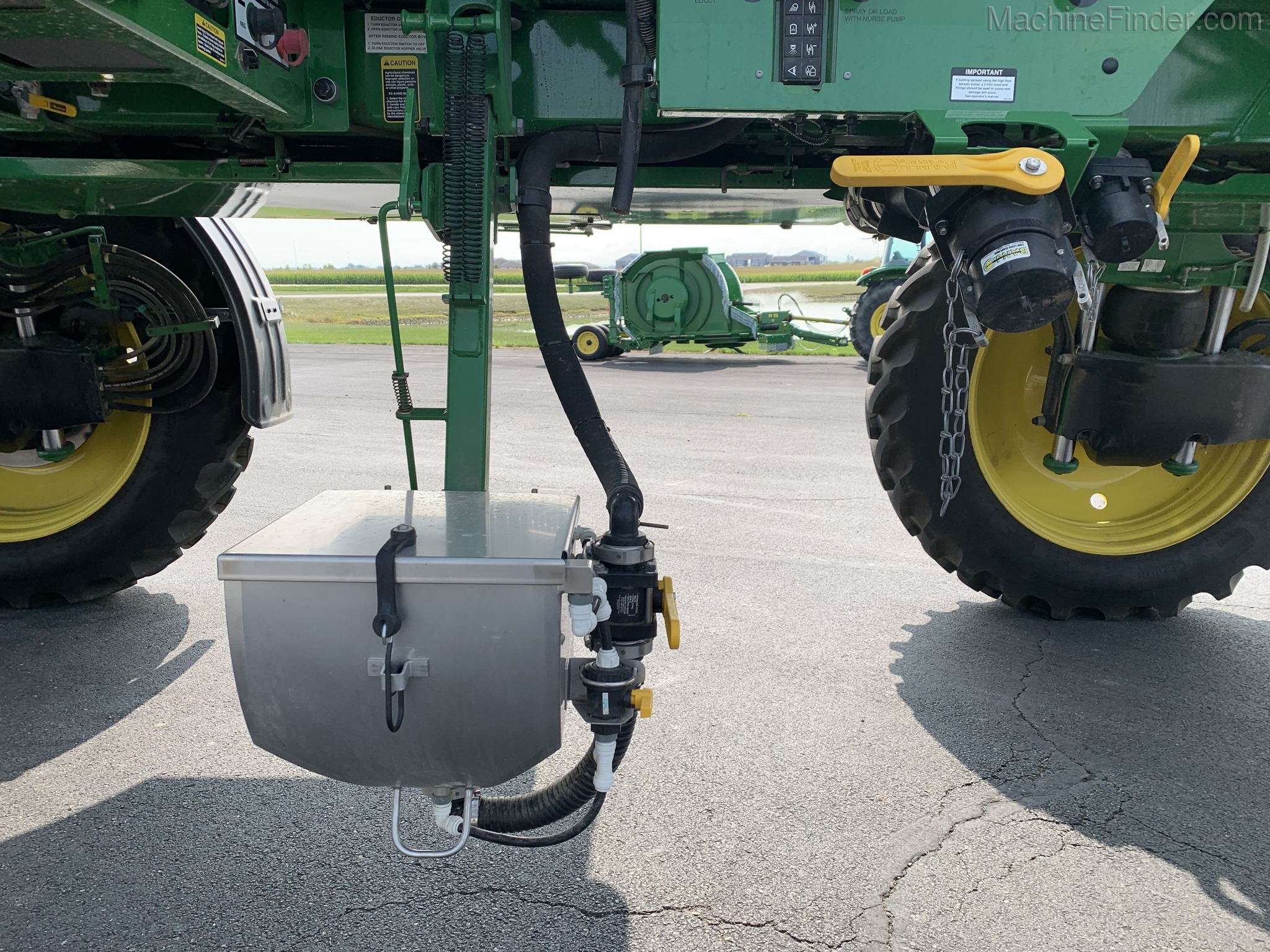 2020 John Deere R4030 Image 17