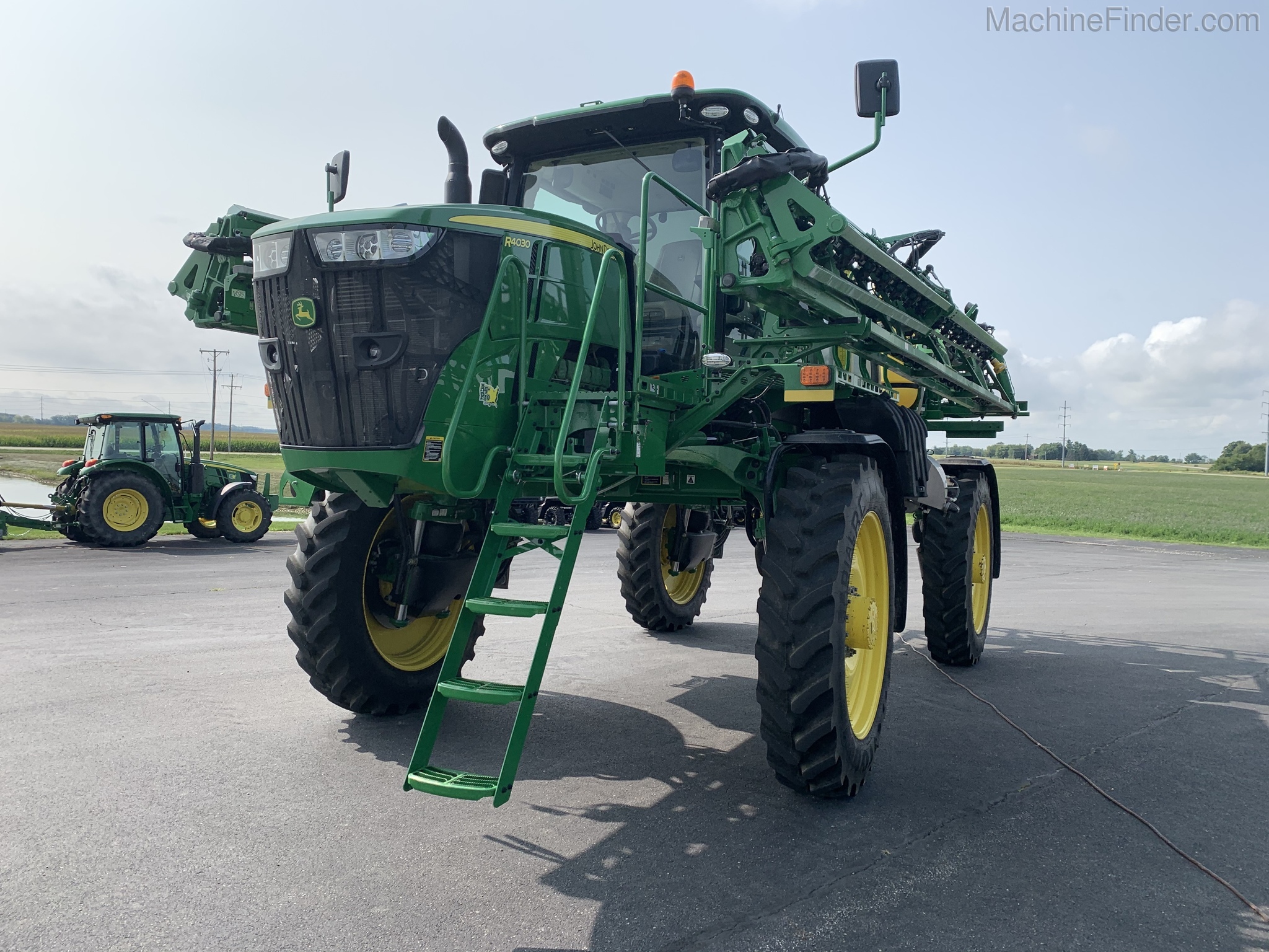 2020 John Deere R4030 Image 3