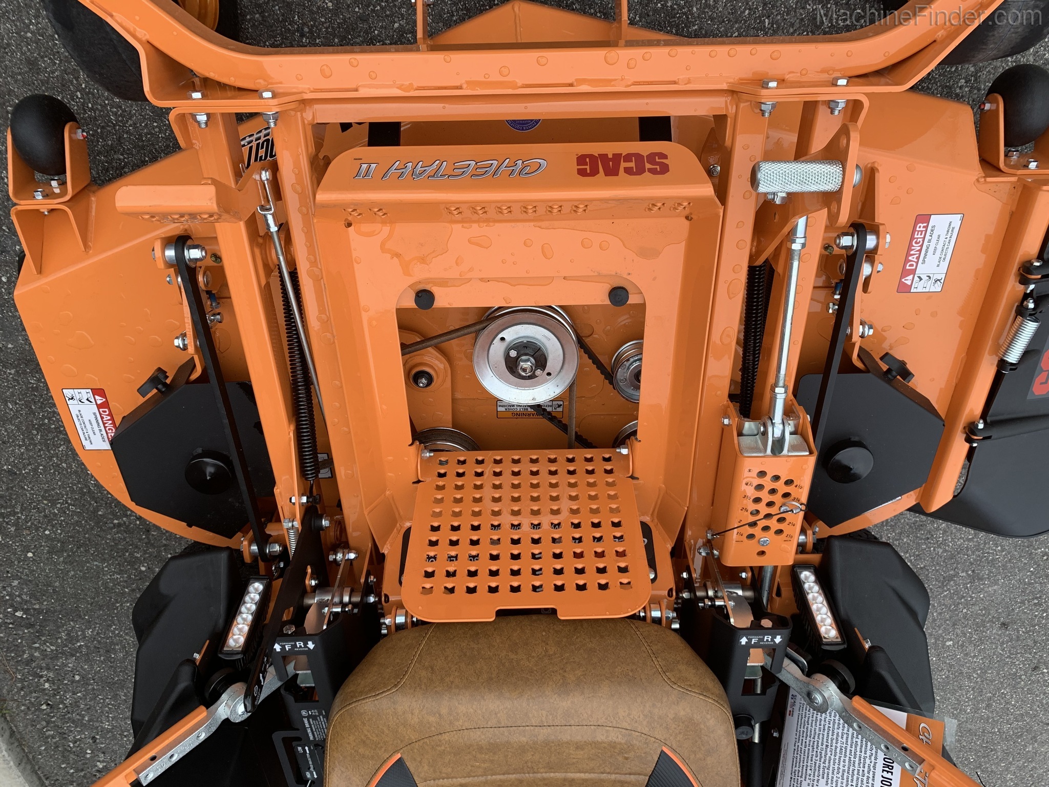 2020 Scag SCZII61V-37BVEFI Image 9