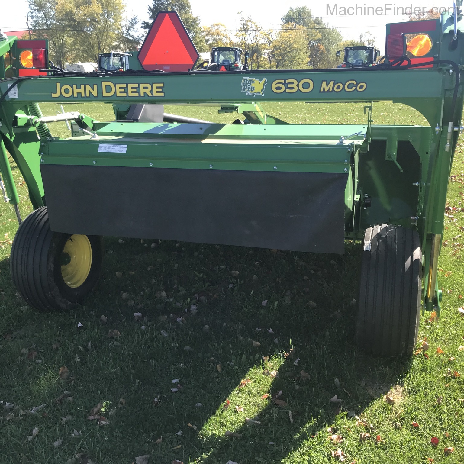 2020 John Deere 630 Image 4