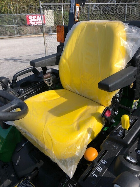 2020 John Deere 2025R TRACTOR-LOADER-BACKHOE Image 8