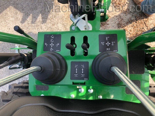 2020 John Deere 2025R TRACTOR-LOADER-BACKHOE Image 15
