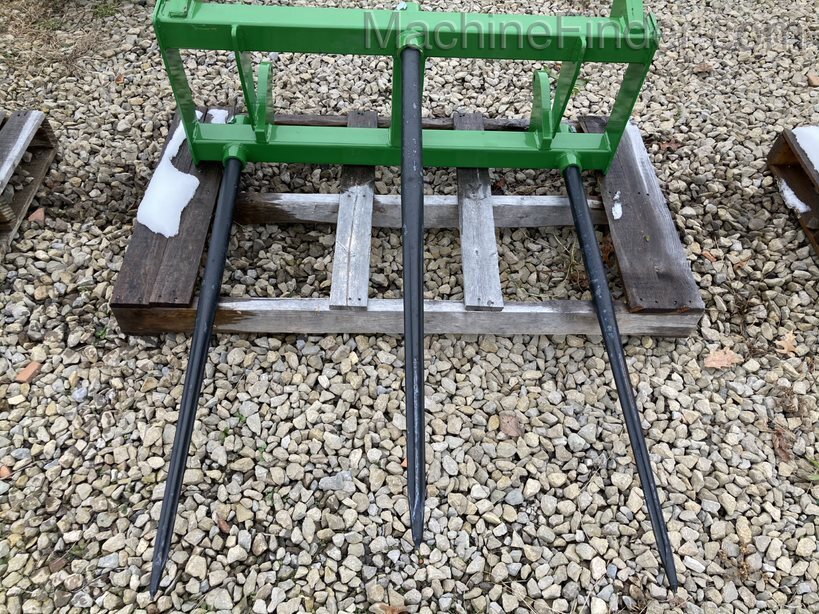 2020 Frontier AB12G Image 1