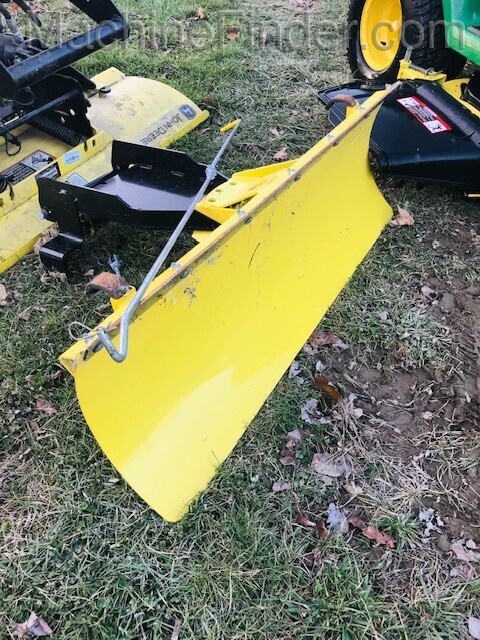 2011 John Deere X360 Image 14