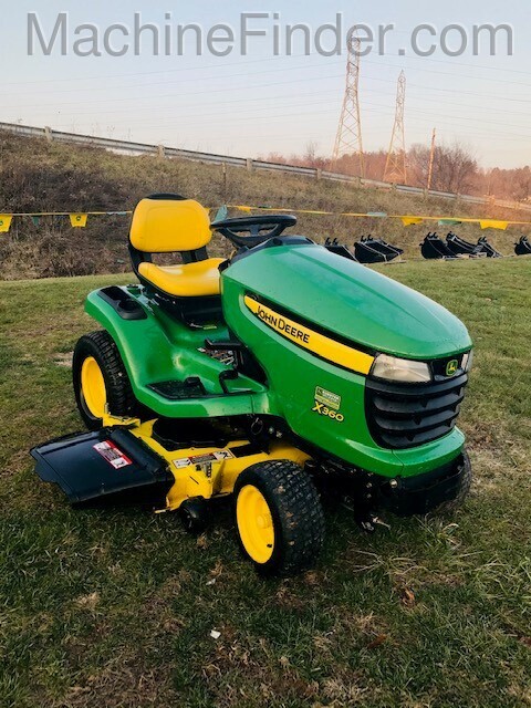 2011 John Deere X360 Image 1