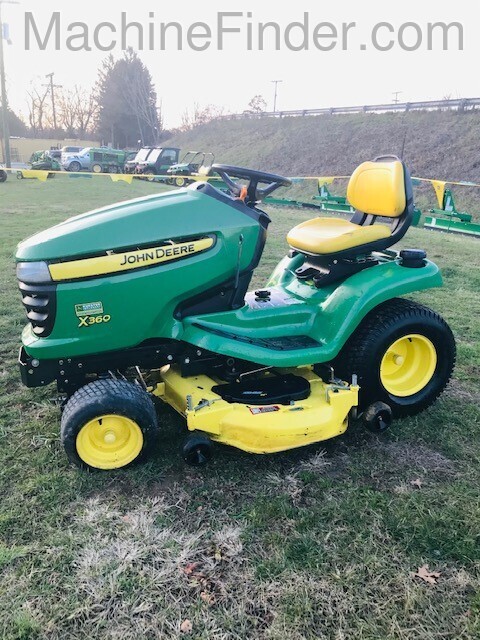2011 John Deere X360 Image 3