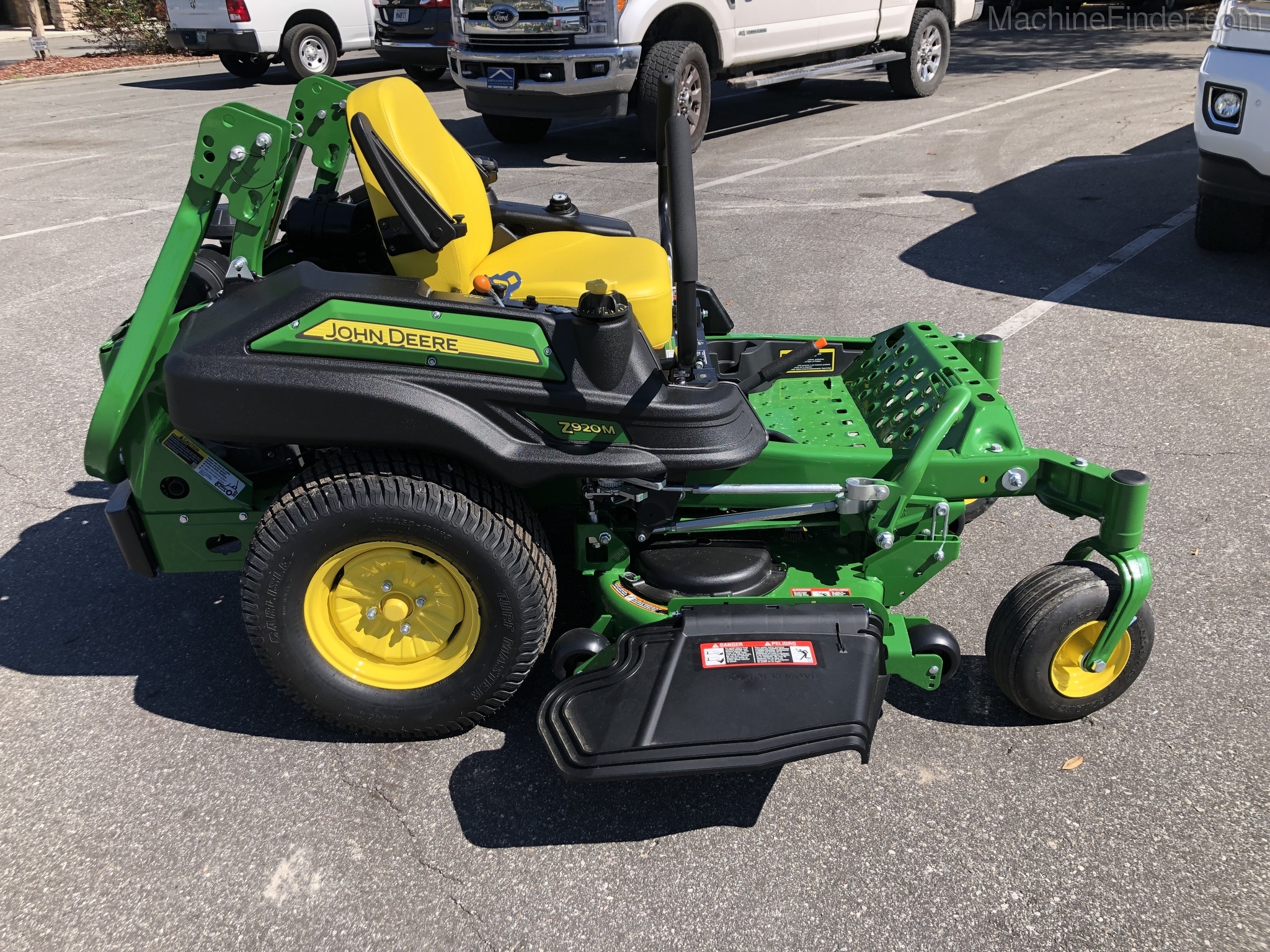 2020 John Deere Z920M Image 5