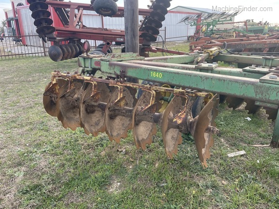 John Deere 1640 Image 7