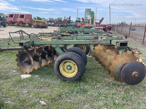 John Deere 1640 Image 8