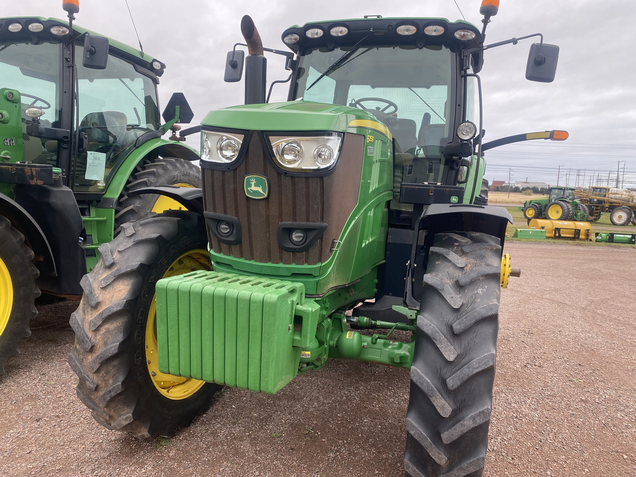 2017 John Deere 6215R Image 2