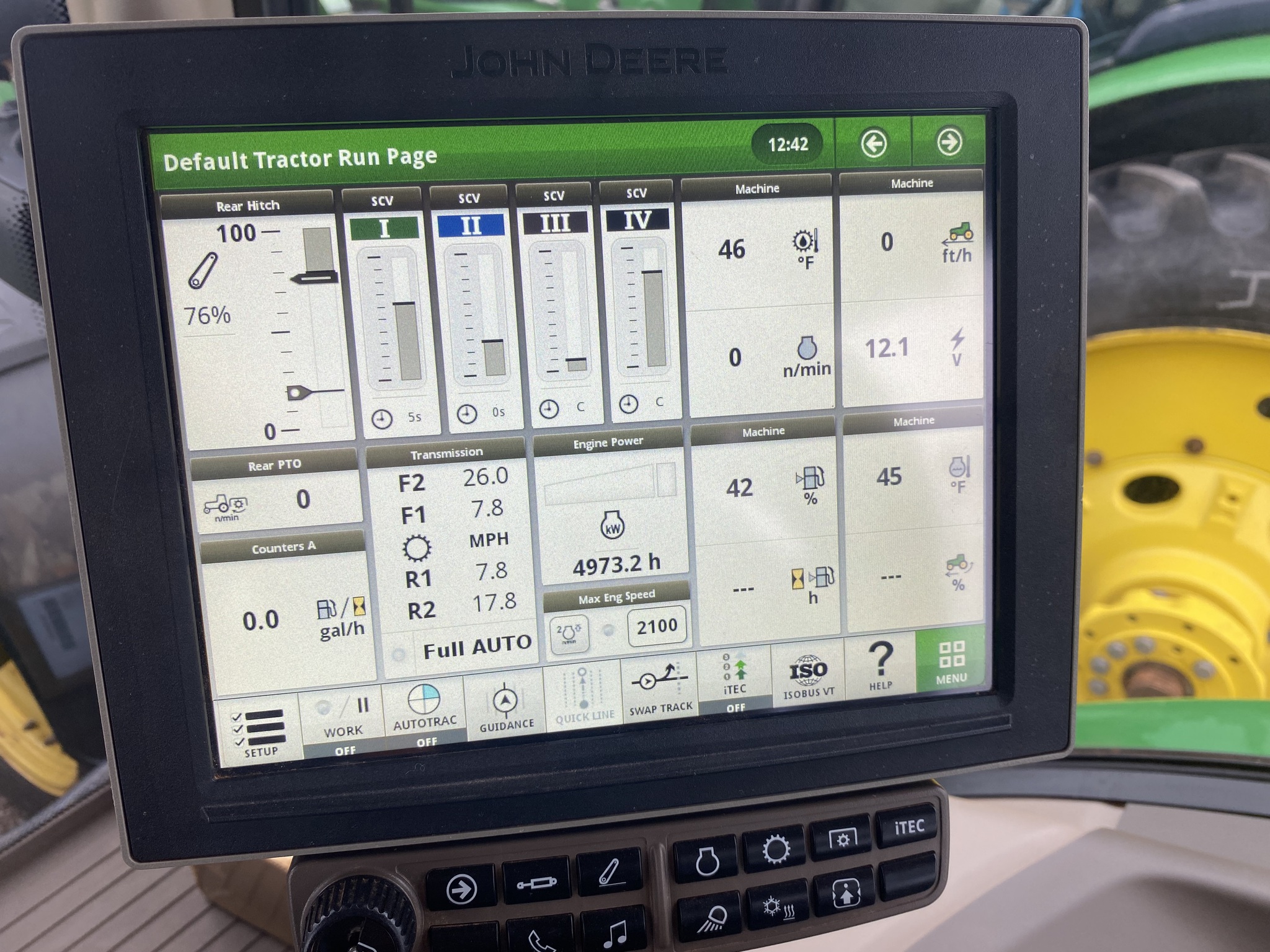 2017 John Deere 6215R Image 7