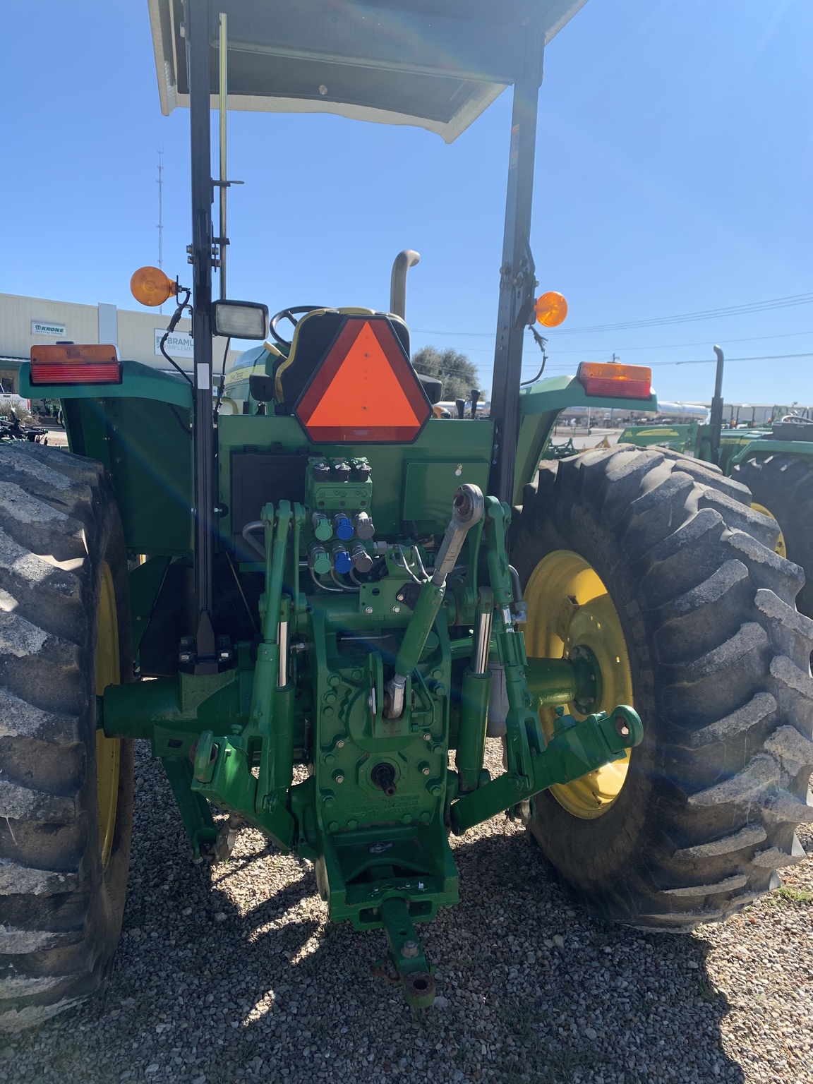 2014 John Deere 6115D Image 3