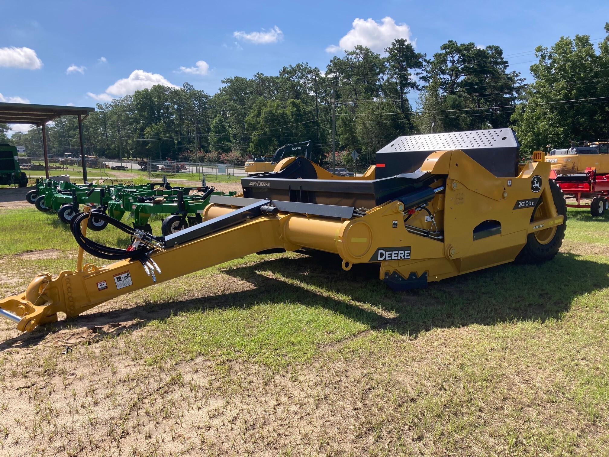 2022 John Deere 2010D E Image 3