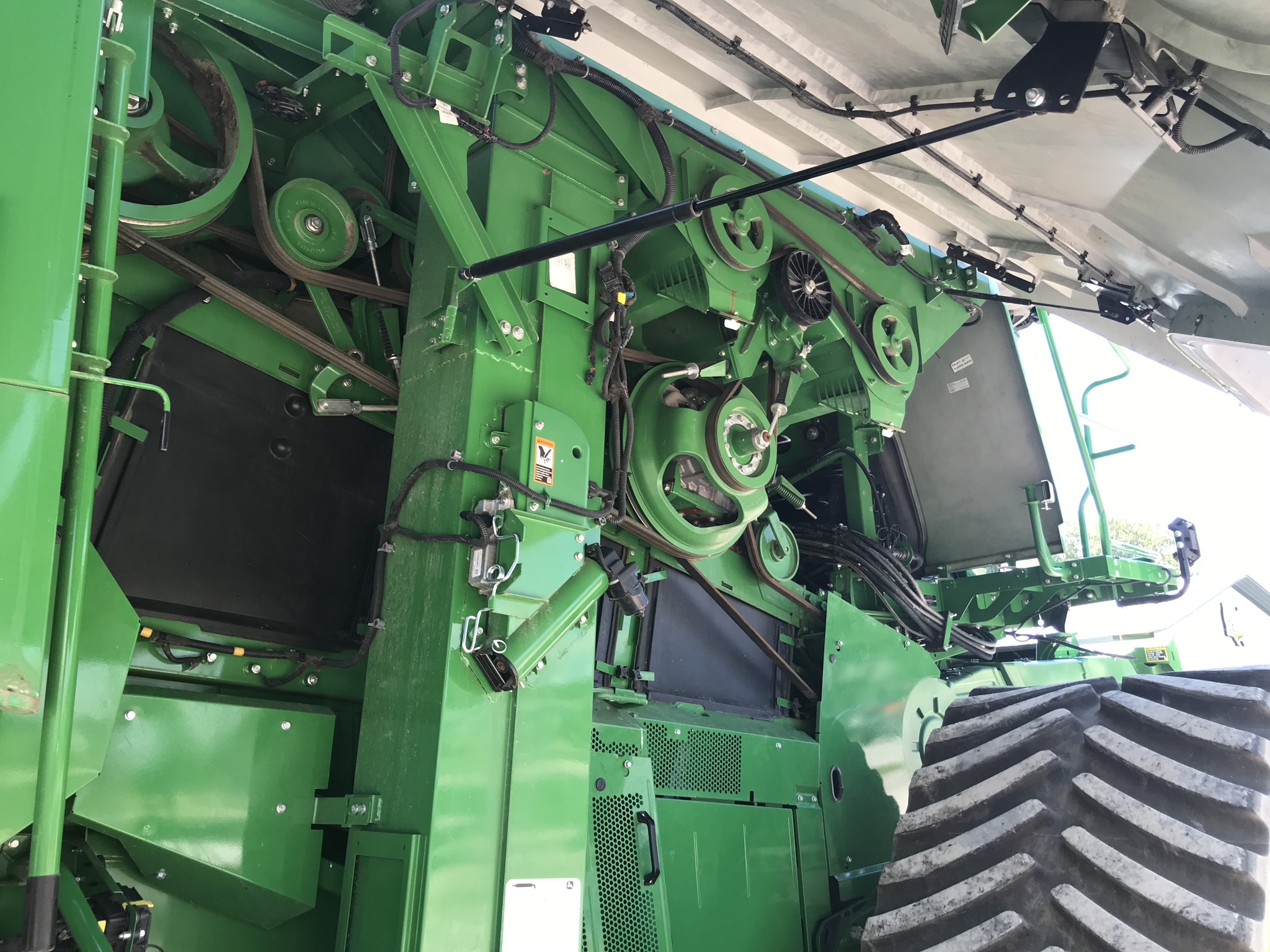 2022 John Deere X9 1000 Image 14