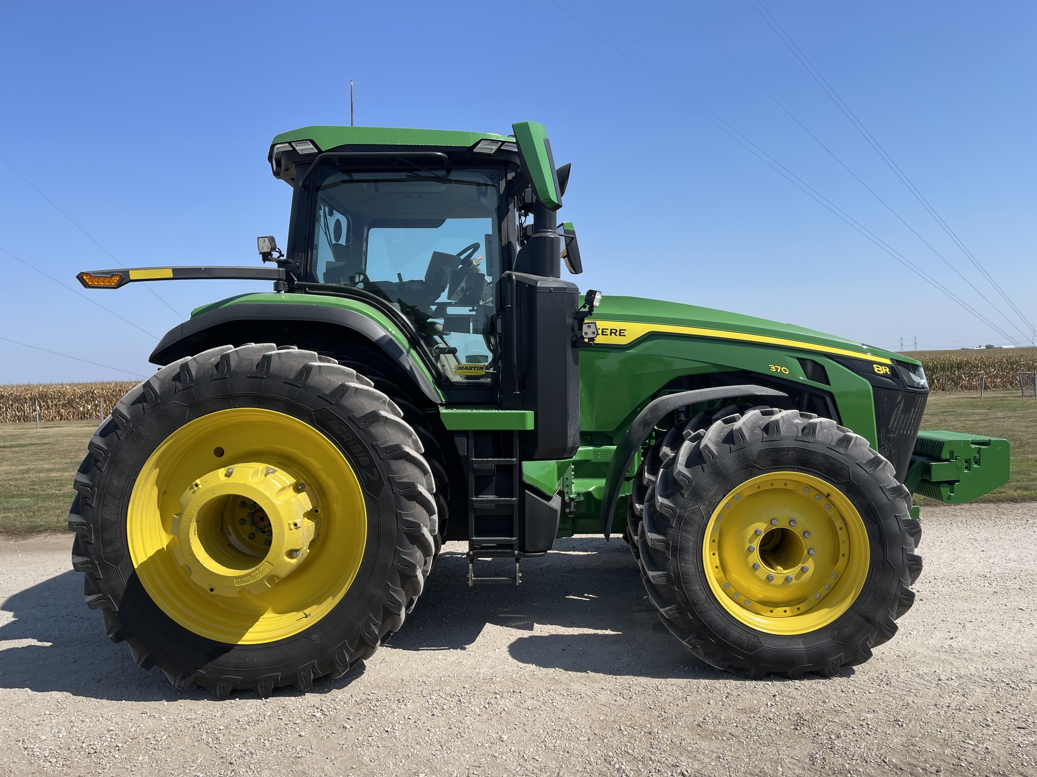  2023 John Deere 8R 370 at Heritage Tractor in Roanoke, IL