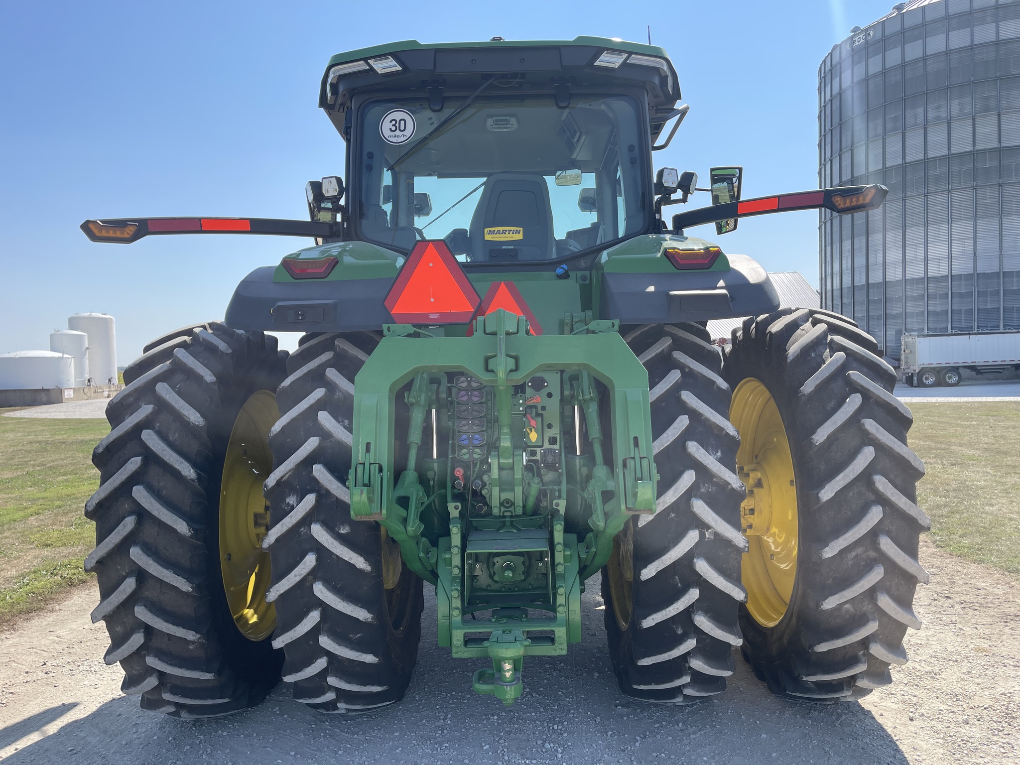  2023 John Deere 8R 370 at Heritage Tractor in Roanoke, IL
