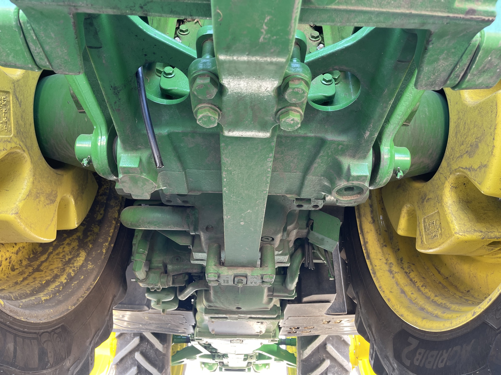  2023 John Deere 8R 370 at Heritage Tractor in Roanoke, IL