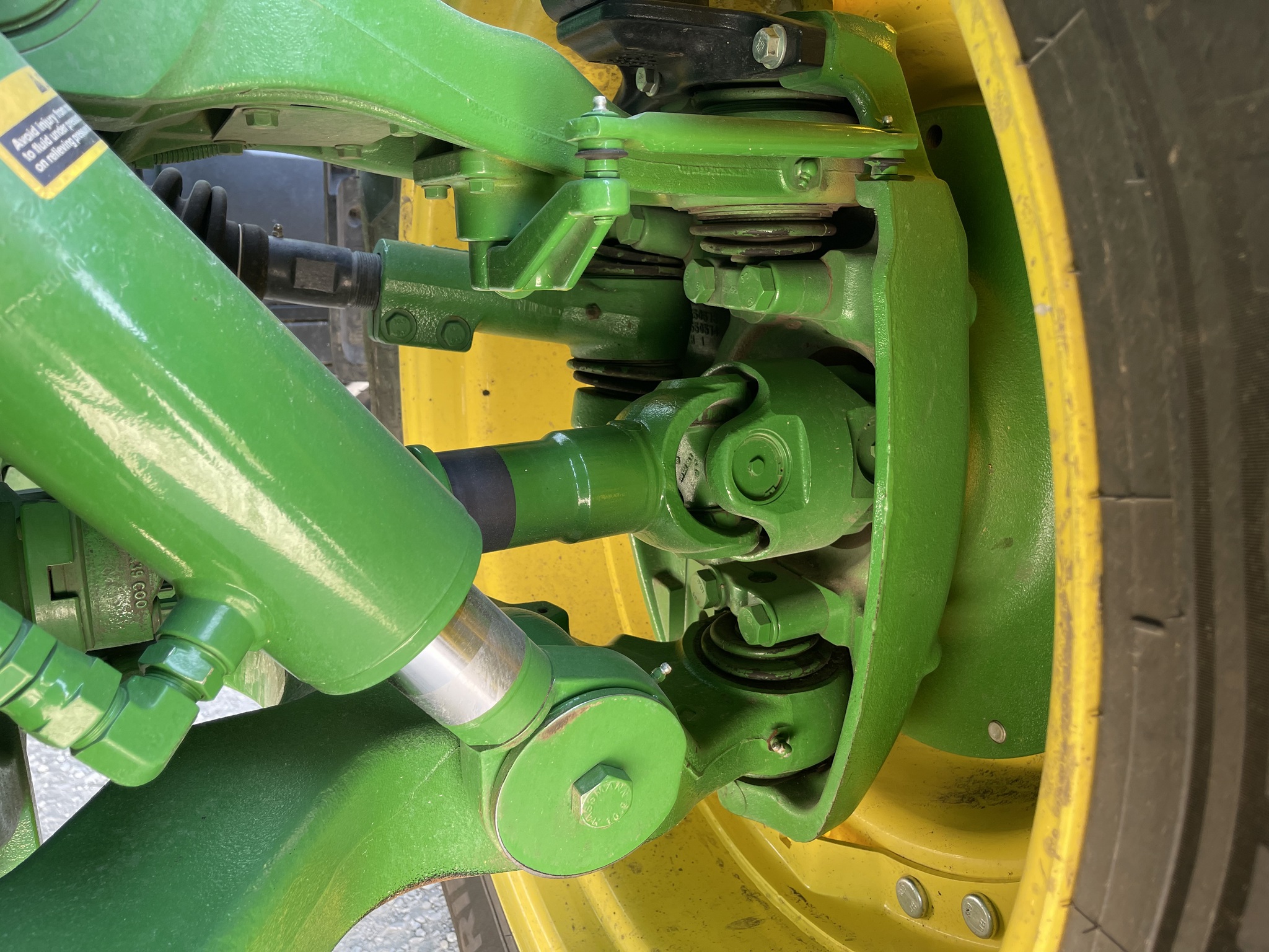  2023 John Deere 8R 370 at Heritage Tractor in Roanoke, IL