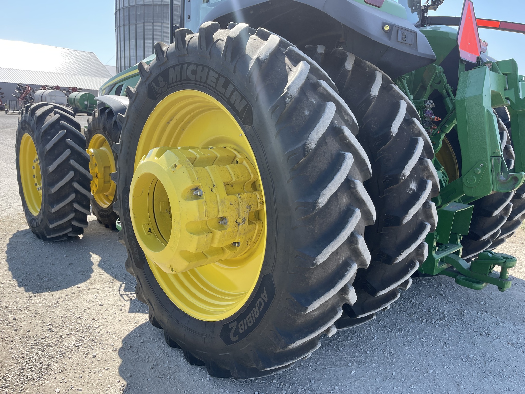  2023 John Deere 8R 370 at Heritage Tractor in Roanoke, IL