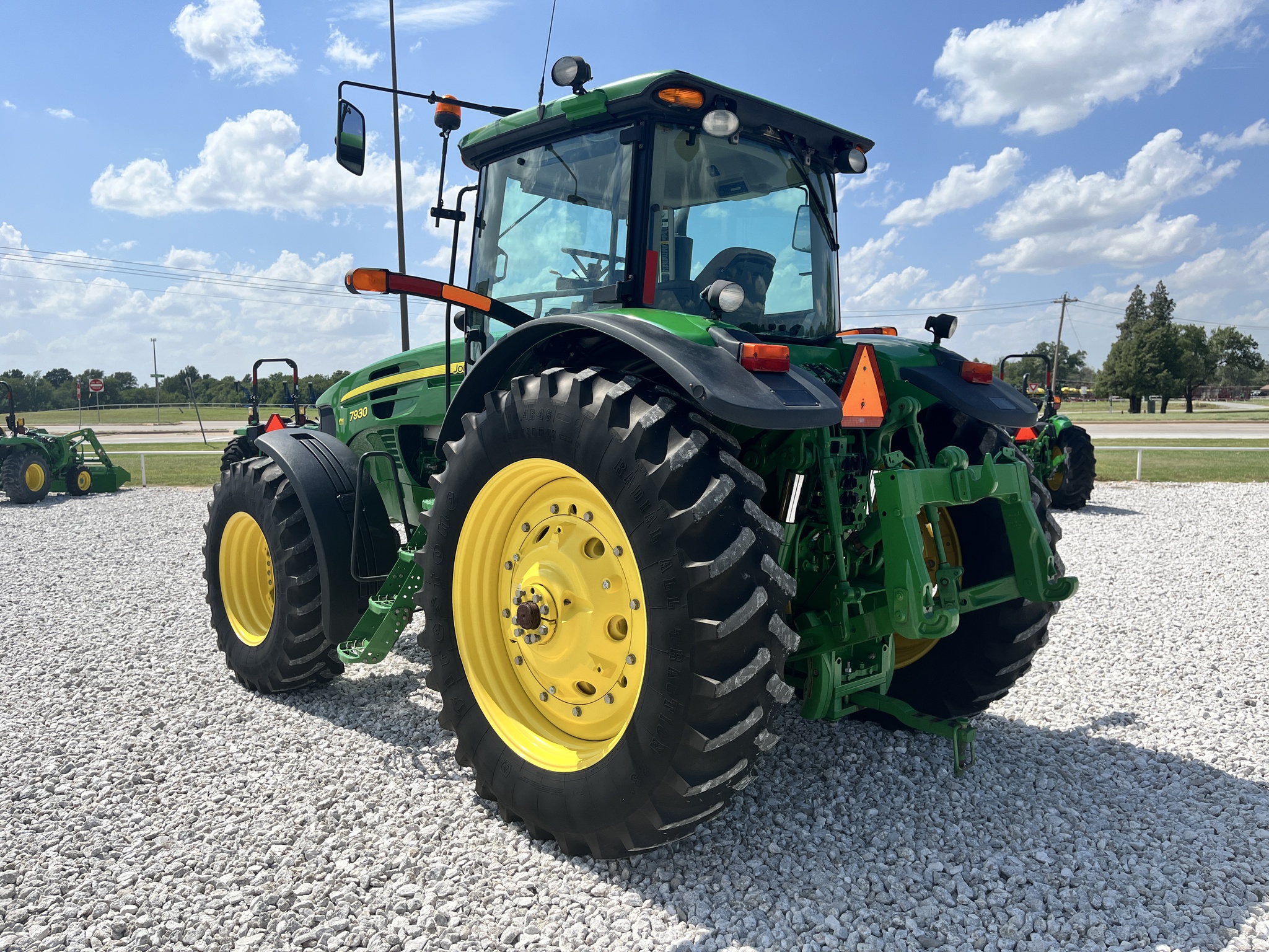 2011 John Deere 7930 Image 3