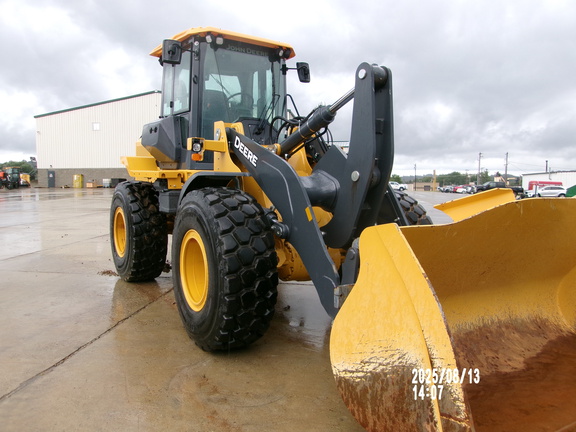2023 John Deere 524P