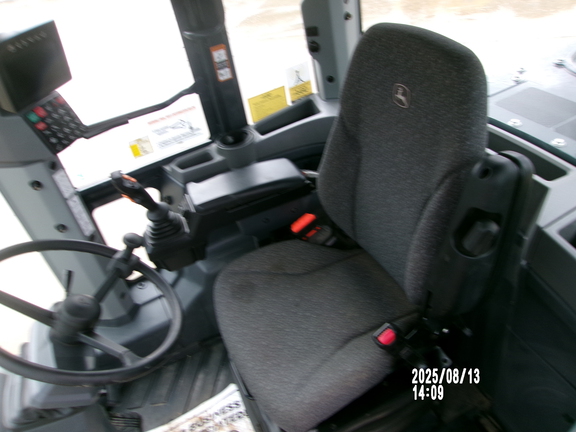 2023 John Deere 524P