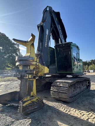 Photo of a 2016 John Deere 853M