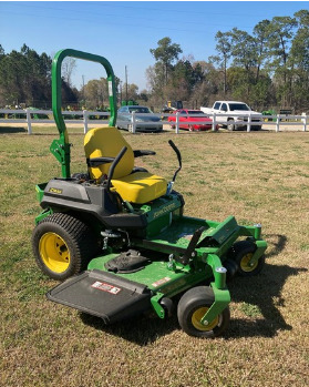 2025 John Deere Z720E Image 1