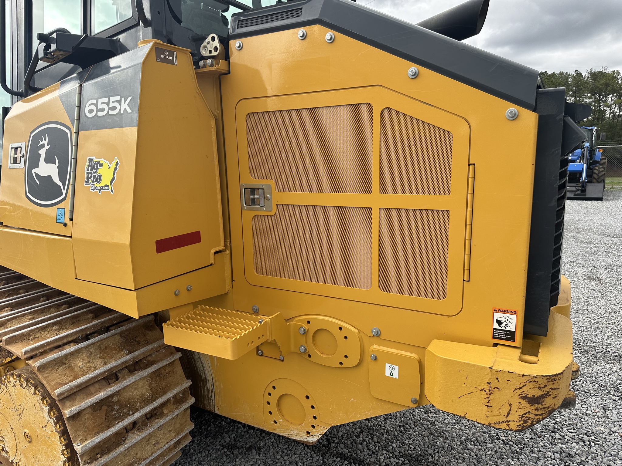 2022 John Deere 655K Image 11