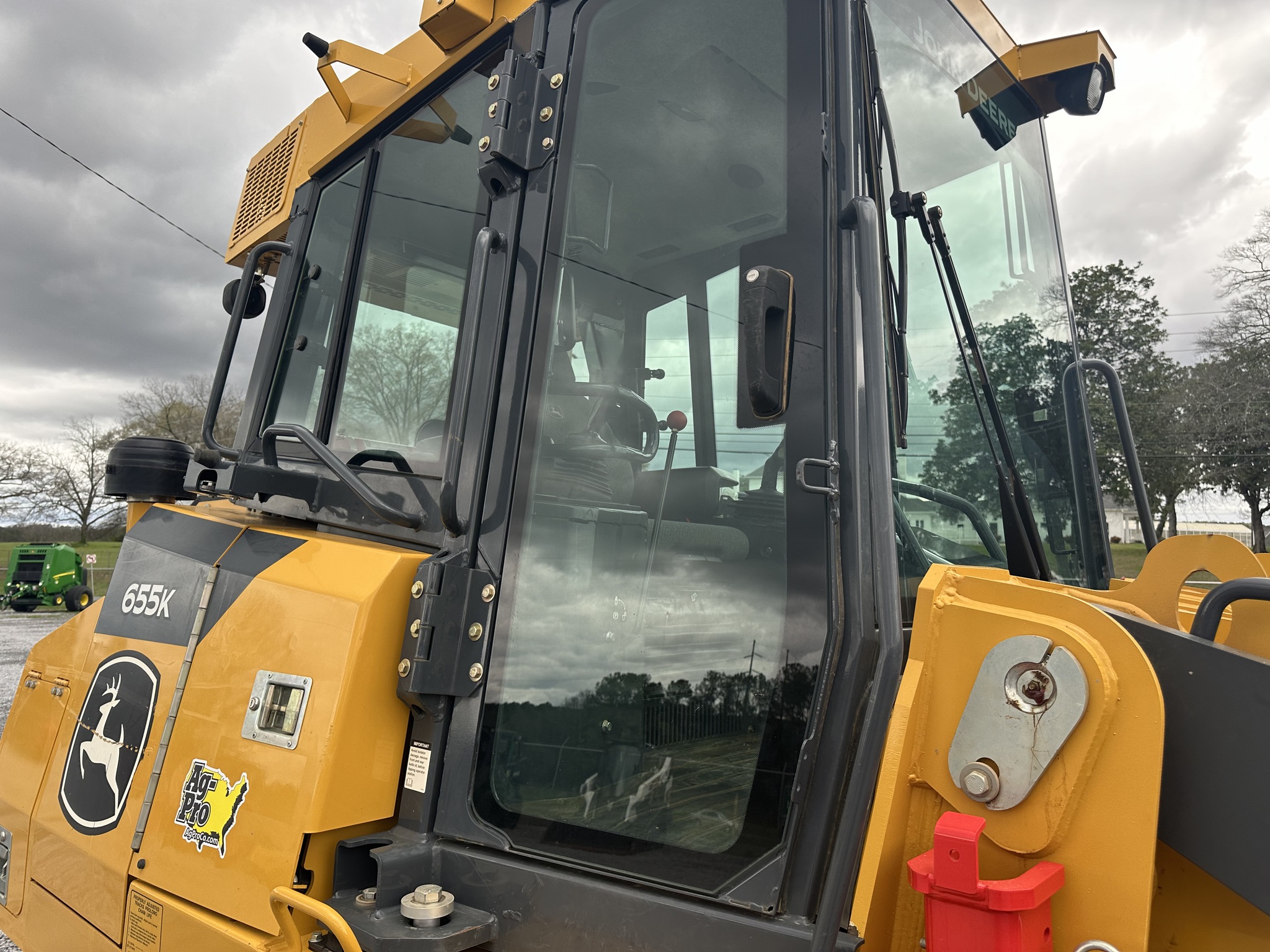 2022 John Deere 655K Image 17