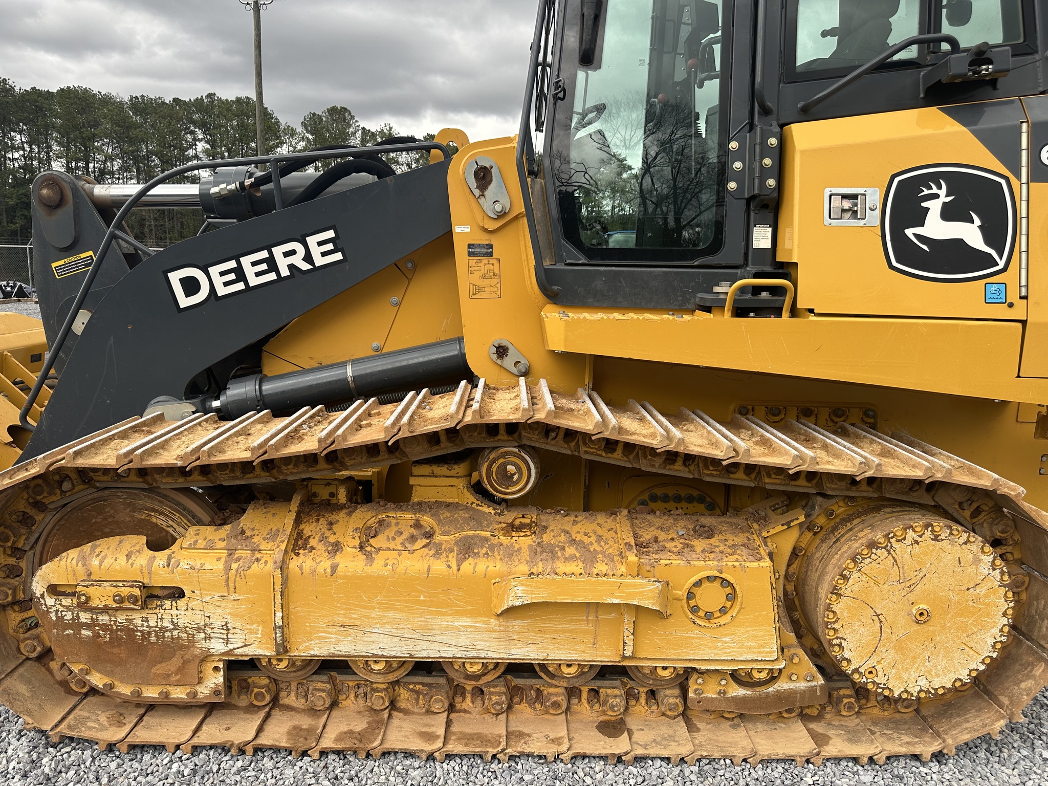 2022 John Deere 655K Image 7