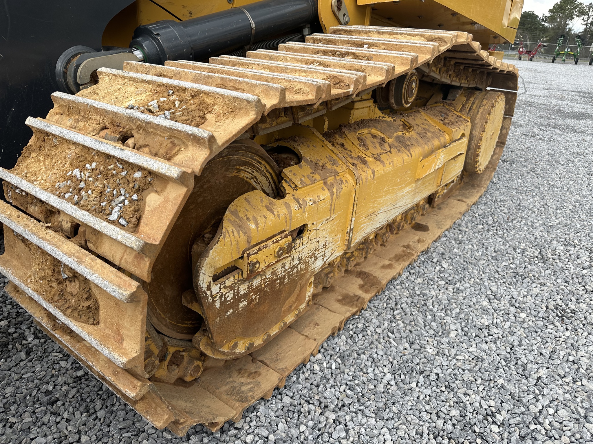 2022 John Deere 655K Image 13