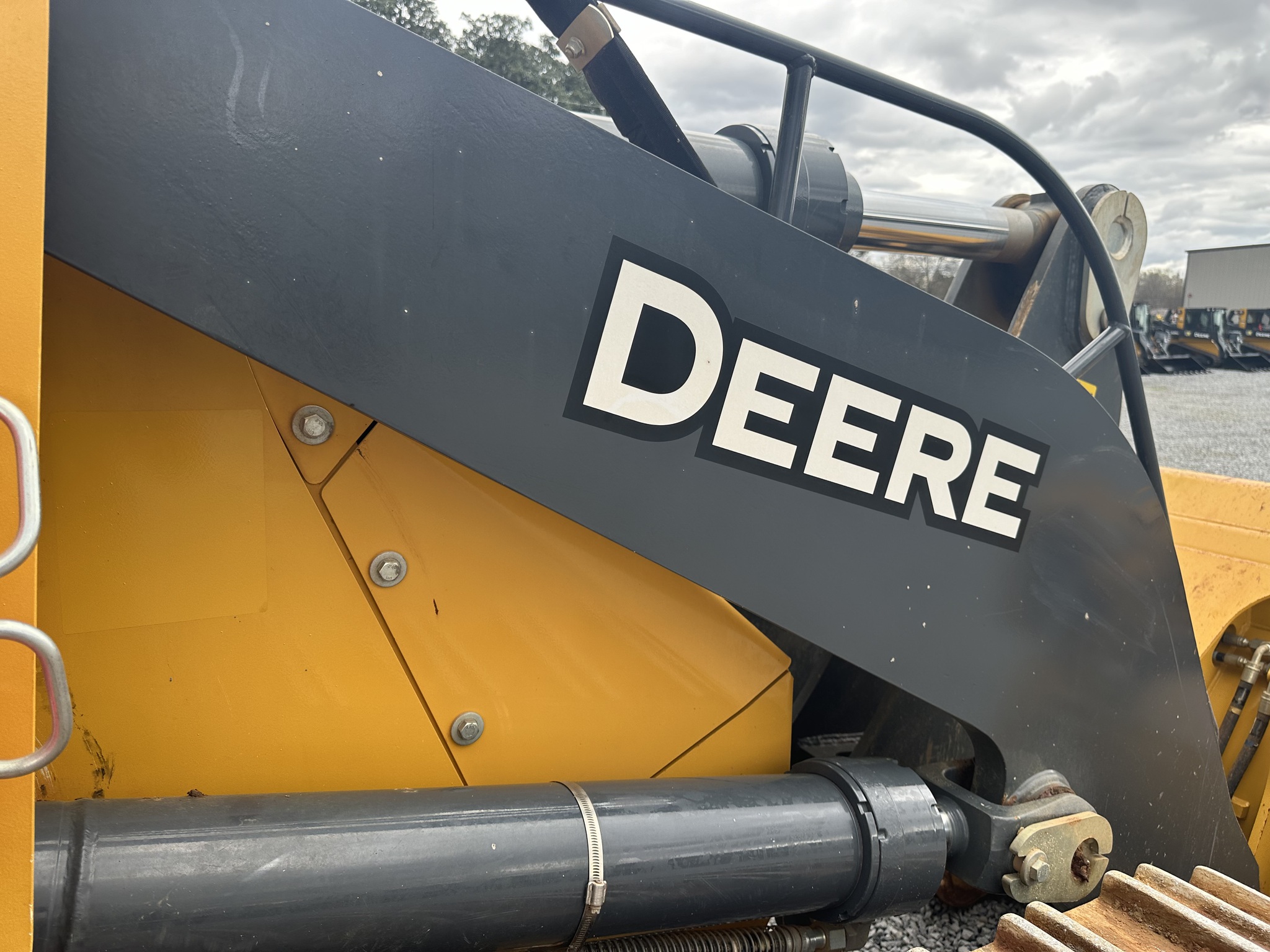 2022 John Deere 655K Image 20