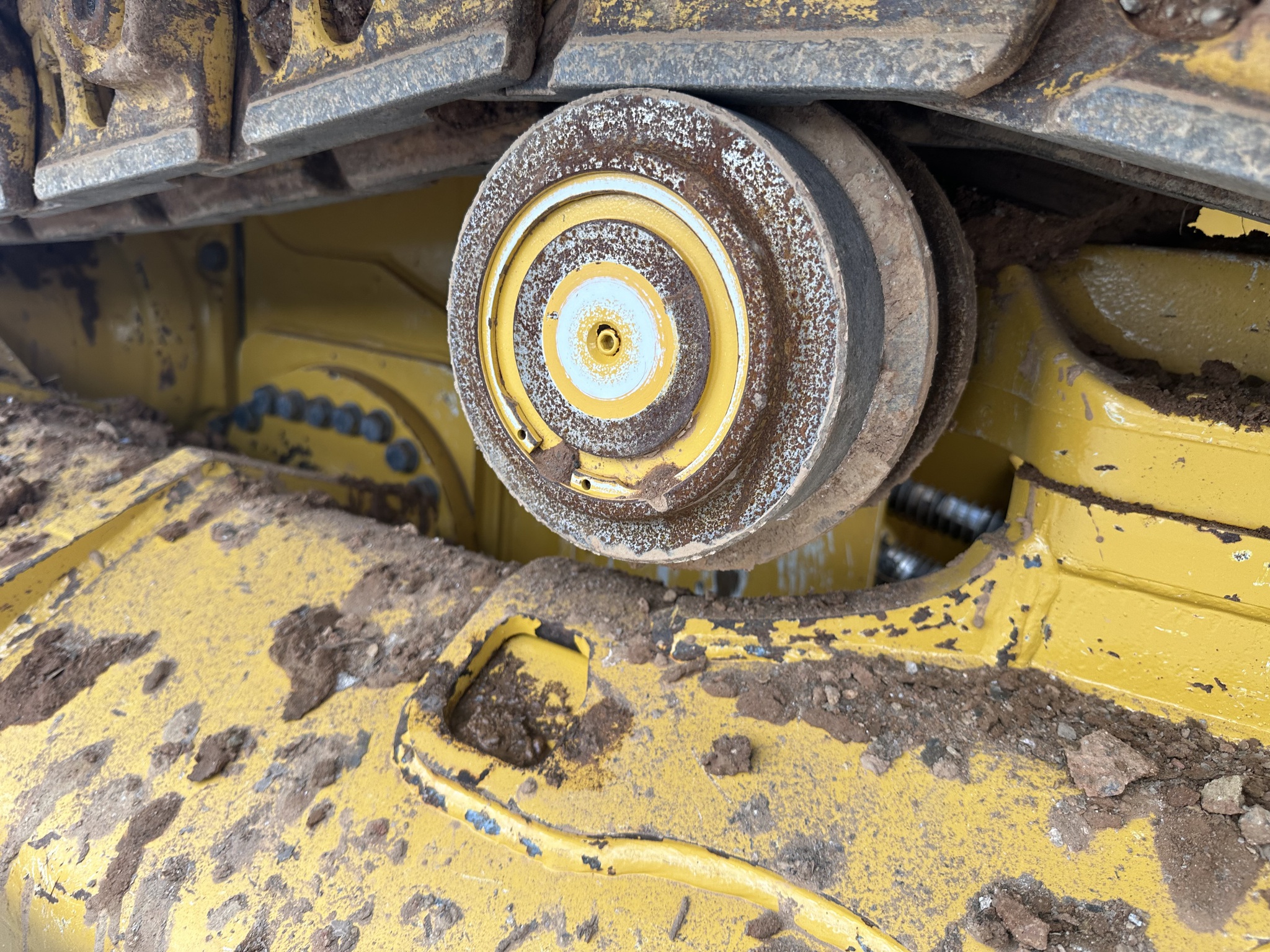 2022 John Deere 655K Image 32