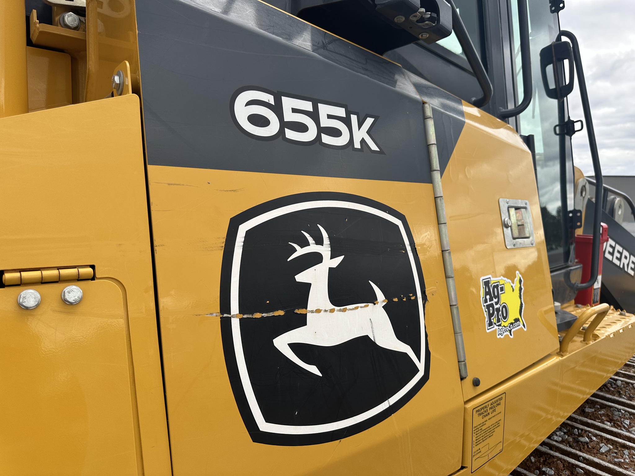 2022 John Deere 655K Image 21