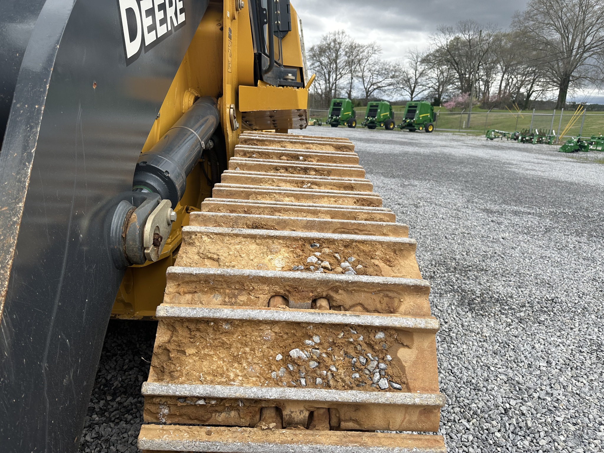 2022 John Deere 655K Image 34