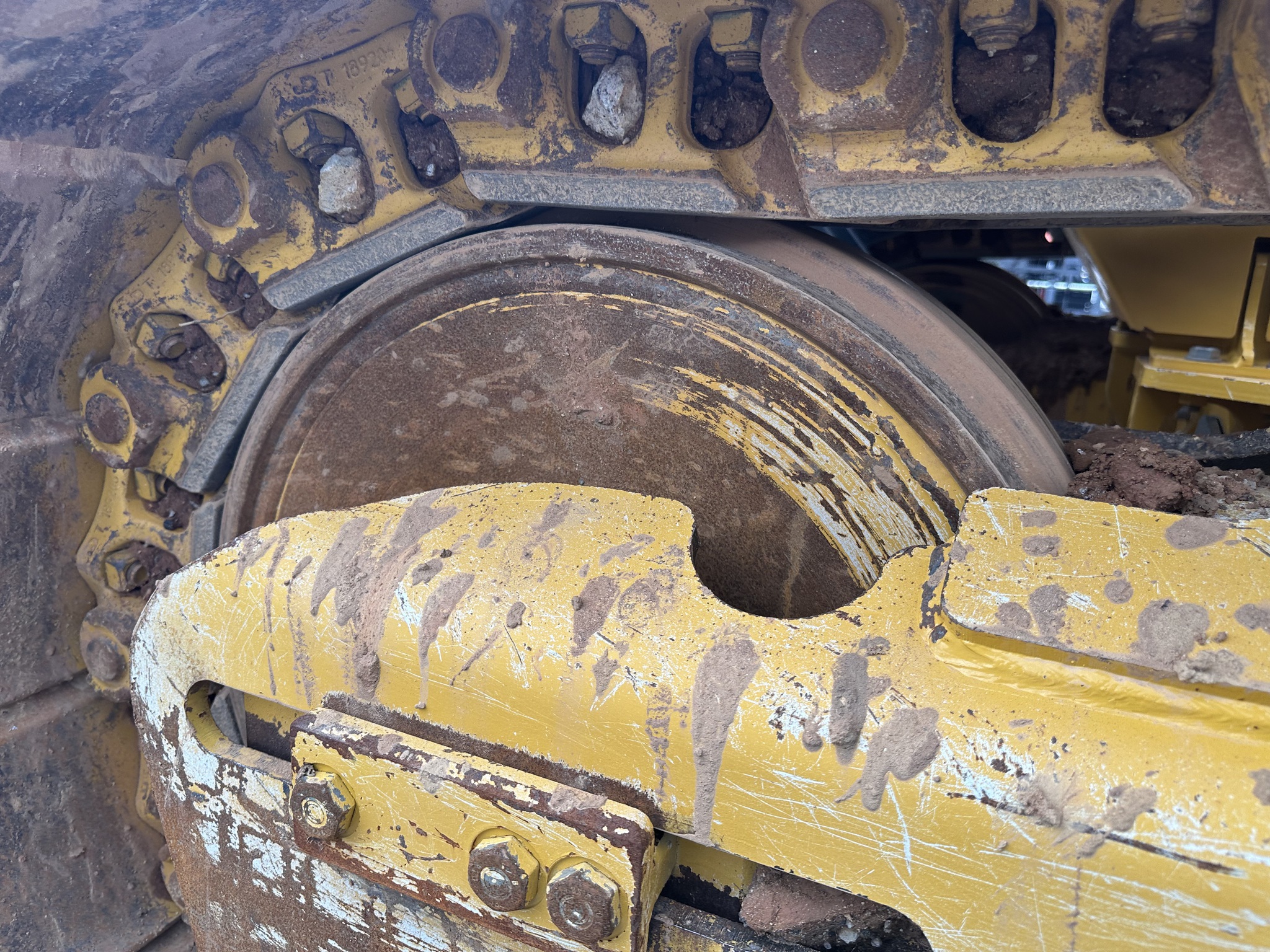 2022 John Deere 655K Image 37