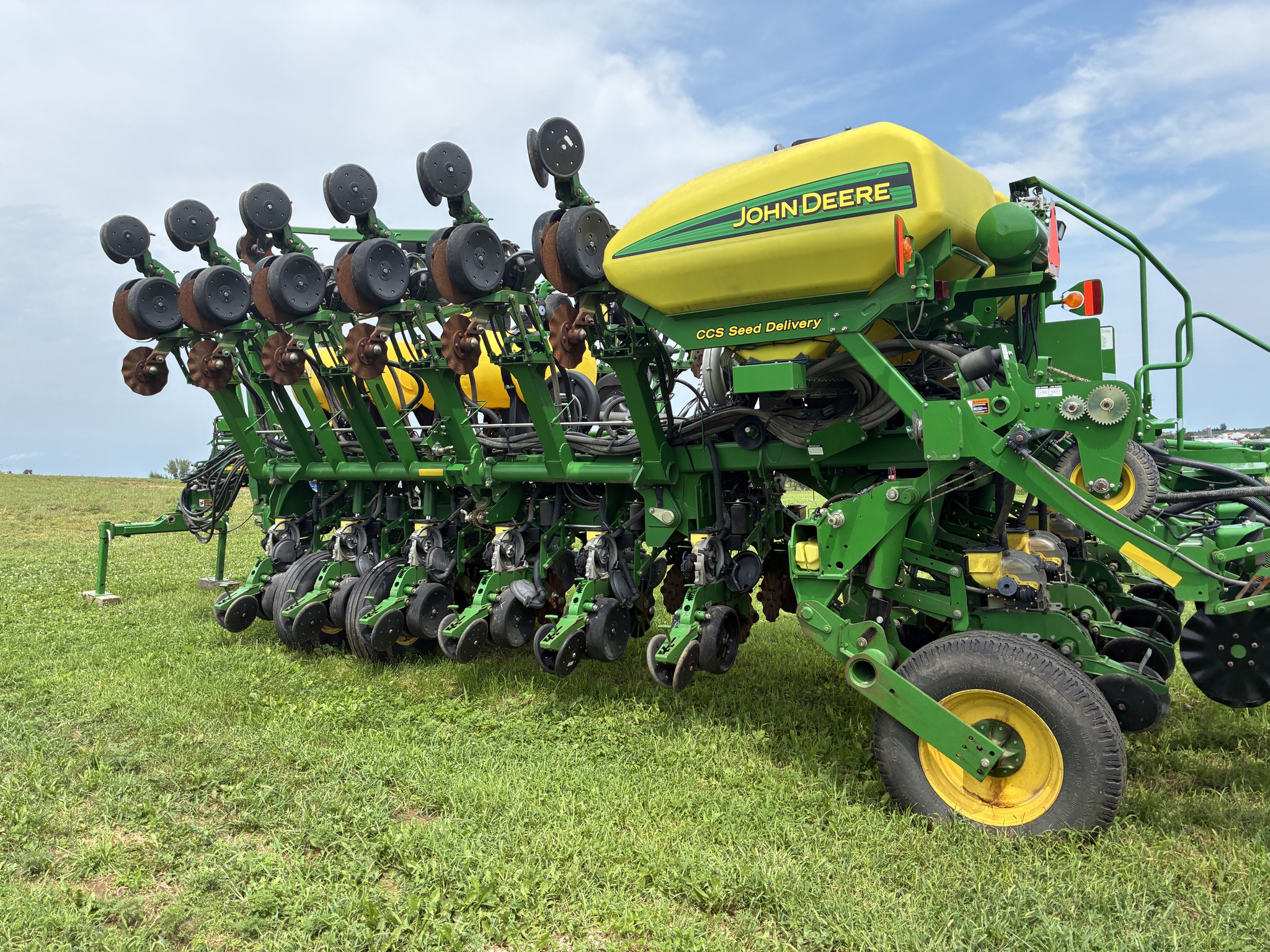 2012 John Deere 1790 Image 5