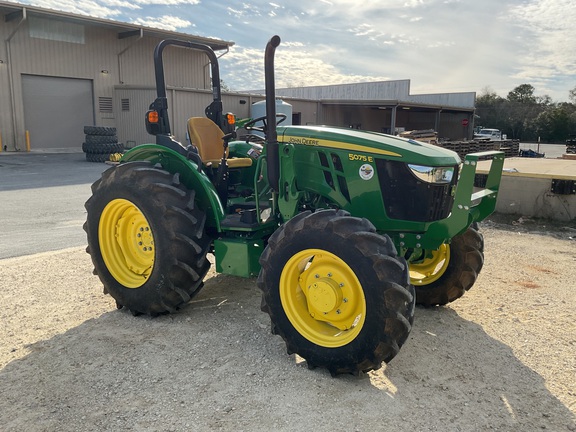 2023 John Deere 5075E Photo 7