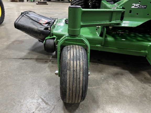 Used 2022 John Deere Z970R Zero Turn Mowers at Koenig Equipment in Urbana, OH - Photo11