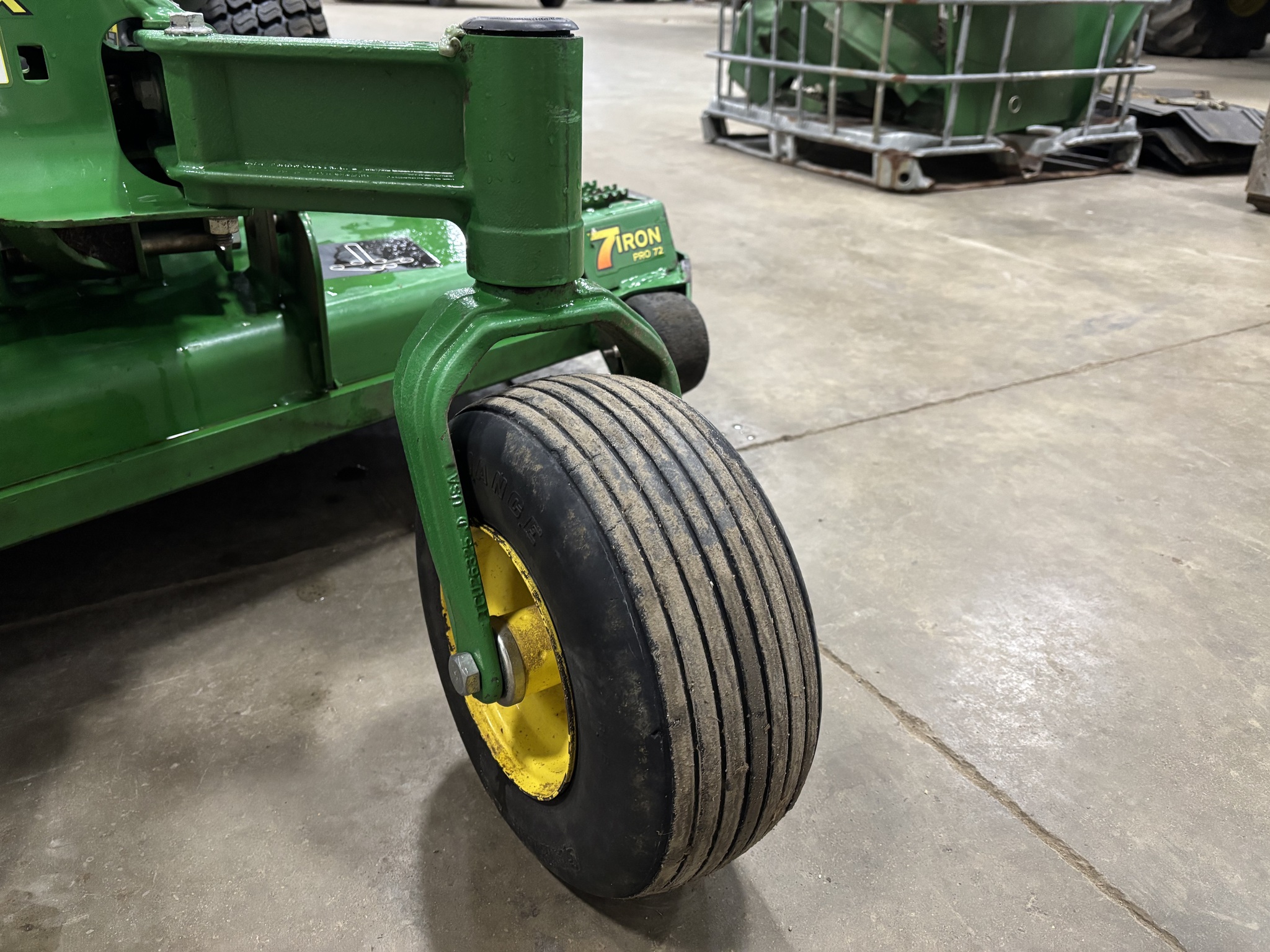Used 2022 John Deere Z970R Zero Turn Mowers at Koenig Equipment in Urbana, OH - PhotoXL12