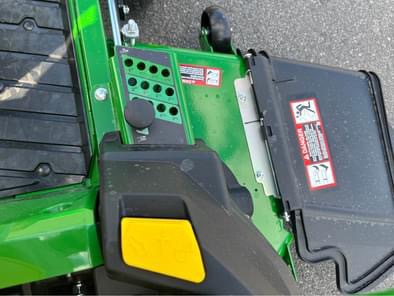 2025 John Deere Z530M Image 9
