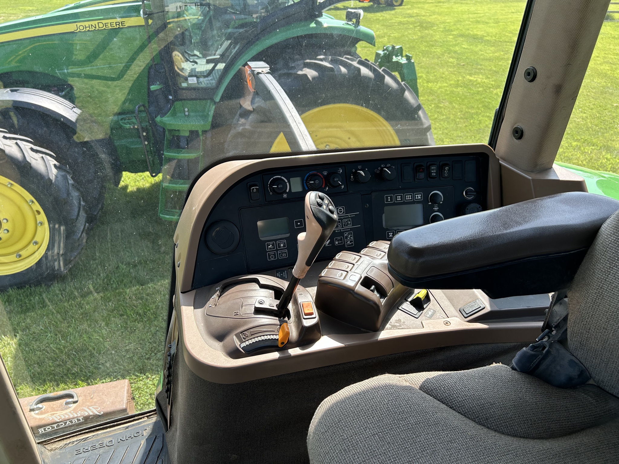  2008 John Deere 7830 at Heritage Tractor in Lacon, IL